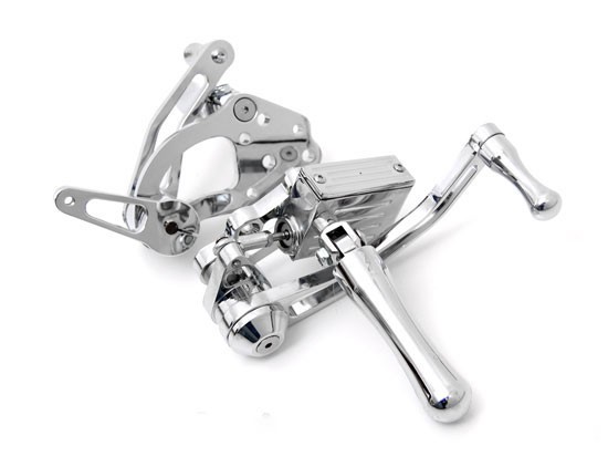 Chrome Billet Forward Controls for Harley-Davidson Big Twins 2000-up